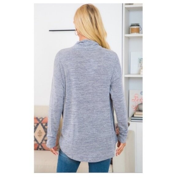 SURPLICE NECKLINE TOP-NEW-SIZE: LARGE - Picture 3 of 5